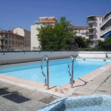Liberation Piscine Centre Lejlighed Nice